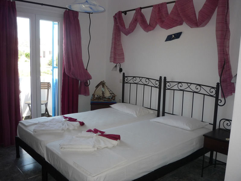 Anezina Hotel Adamantas  ภายนอก รูปภาพ