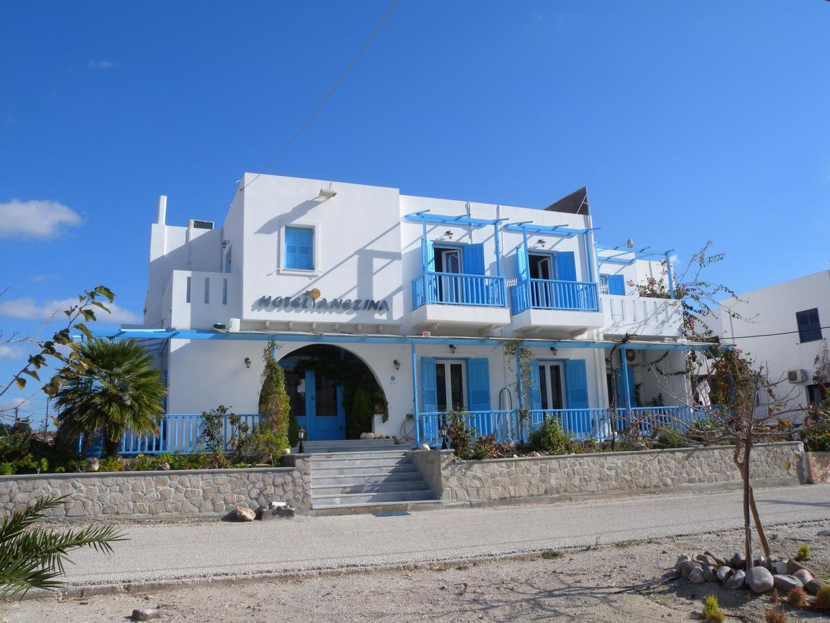 Anezina Hotel Adamantas  ภายนอก รูปภาพ